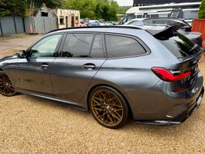 2020 BMW 318D M-Sport Wagon 😍 - Image 4