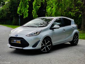 2020 Toyota Aqua 1.5 Petrol Hybrid Automatic - Image 4