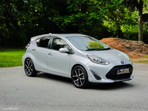 2020 Toyota Aqua 1.5 Petrol Hybrid Automatic - Image 3