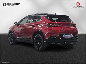 Vauxhall Grandland Diesel Hatchback SRi - Image 3