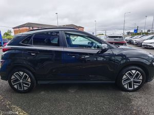 HYUNDAI KONA 64KWH PREMIUM **96.1% BATTERY HEALTH* - Image 4