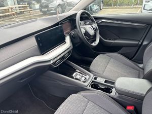 Skoda Octavia OCTAVIA COMBI STY 2.0TDI 150HP DSG - - Image 3