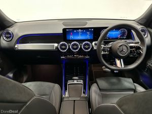 Mercedes-Benz GLB GLB200 D AMG Line + - Image 4