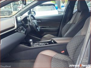 Toyota C-HR 1.8 HYBRID SOL - Image 3