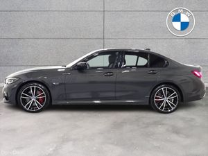 BMW 3-Series 330e M Sport Pro Edition - Image 4
