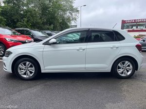 Volkswagen Polo 1.0 PETROL AUTO CL - Image 4