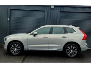 Volvo XC60 INSCRPTION T6 PHEV - Image 4