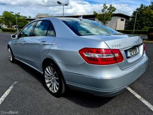 Mercedes-Benz E-Class 2012 - Image 4