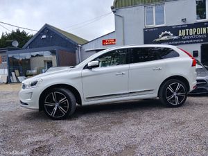 XC60 // PANORAMIC ROOF // AUTO - Image 2