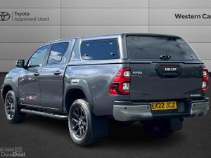 Toyota Hilux 2.8 D-4D Invincible X Auto 4WD Euro 6 - Image 4