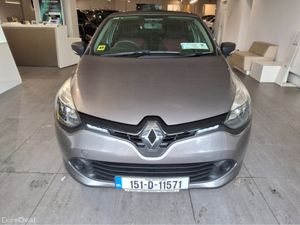 Renault Clio IV EXPRESSION 1.2 - 1 Lady Owner - Lo - Image 4