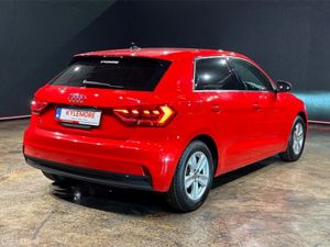 Audi A1 1.0 AUTOMATIC - FACTORY ALLOYS - REAR CAME - Image 4