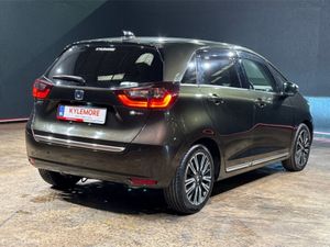 Honda Fit 1.5 HYBRID LUXURY EDITION - BLACK HALF L - Image 4