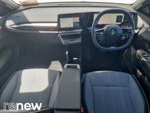 Renault Megane E-Tech EV60 220hp Techno - Image 2