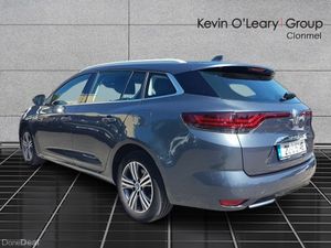 Renault Megane E-TECH PHEV 160 Auto Iconic ST - Image 3