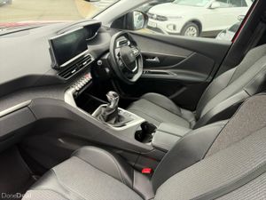 Peugeot 5008 ALLURE 1.5 BLUEHDI 130HP MANUAL - Image 3