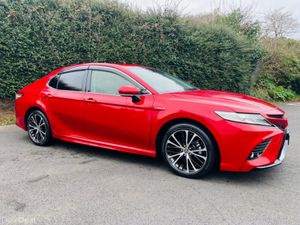 Toyota Camry HALF LEATHER // METALLIC // ALLOYS - Image 3