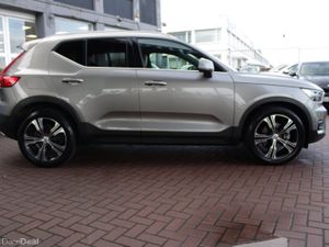 2020 VOLVO XC40 - Image 3