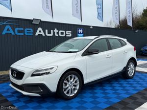 Volvo V40 CROSSCOUNTRY 4WD - 2.0L DIESEL - AUTO - - Image 3