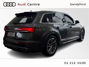Audi Q7 55 TFSIE Q S LINE 290KW - Image 3