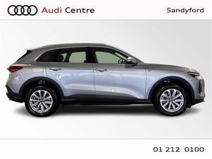 Audi Q5 SUV SE e-hybrid quattro 220 kW S tronic - Image 2