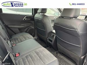 Mitsubishi Outlander PHEV 4WD BLACK EDITION, Low m - Image 4