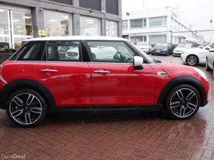 1.5D COOPER SPORT5DR HATCHBACK AUTO  //1 OWNER CAR - Image 3