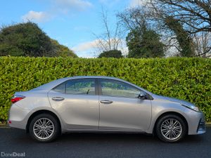 18 Toyota Corolla LUNA SPORT 1.33 NEW NCT - Image 4