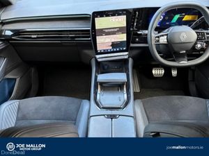 Renault Rafale TECHNO ESPIRT ALPINE E-TECH 200 AUT - Image 4