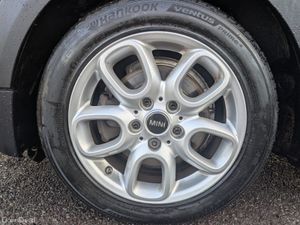 MINI COOPER BI-TONE GREEN WITH BLACK ROOF - Image 3