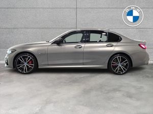 BMW 3-Series 330e M Sport Pro Edition - Image 4