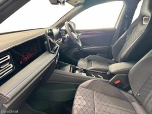 Volkswagen Tiguan 2.0TDI R-LINE *AUTO* €110 PER WE - Image 3