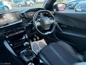 Peugeot 2008 1.5 BlueHDI 110bhp GT - Image 3