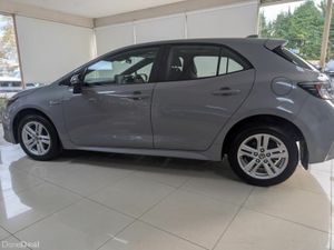 Toyota Corolla Hybrid Luna H/B 4dr Au - Image 2