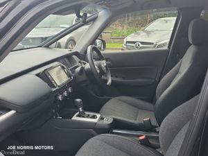 Honda Jazz 1.5 Hybrid Automatic Low mileage - Image 4