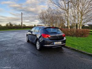 Opel Astra (NCT TESTED AND TAXED)!!! - Image 4