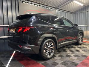 2023 Hyundai Tucson 2WD Executive Manual - Image 3