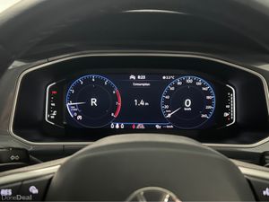 Volkswagen T-Roc STYLE 1.5 TSI D7F 150HP - Image 2