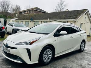 TOYOTA PRIUS 2020 HYRBID AUTOMATIC - Image 3