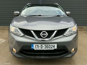 Nissan Qashqai 1.5 SV **LOW KM'S** - Image 2