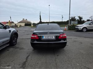 Mercedes-Benz E-Class 200 CDI BLUE EFFICIENCY ELEG - Image 2