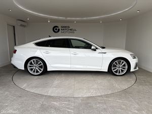 Audi A5 2023 - Image 2
