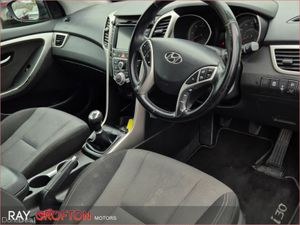 Hyundai i30 1.6 Diesel Deluxe - Image 3