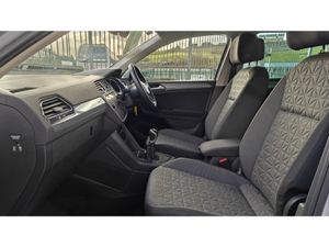 Volkswagen Tiguan LIFE 2.0 TDI 122 BHP- AS NEW- VW - Image 3