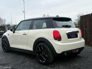 Mini Cooper 1.5 AUTO - UPGRADED ALLOYS - LOW MILEA - Image 4