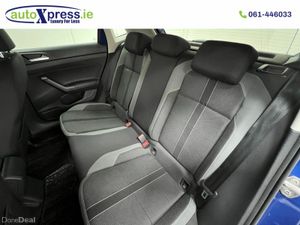 Volkswagen Polo 1.0 TSI HIGH LINE Automatic, Rever - Image 4