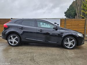 Volvo V40 D4 2.0 DIESEL AUTO - Image 4