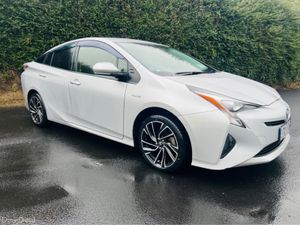 Toyota Prius // PRIVACY GLASS // IMMACULATE - Image 3