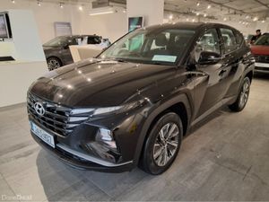 Hyundai Tucson COMFORT PLUS HYBRID ** VERY LOW KMS - Image 4