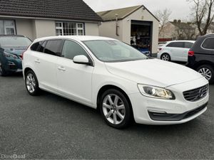 Volvo V60 2.0 D4 SE LUXURY PLUS DIESEL AUTOMATIC / - Image 3
